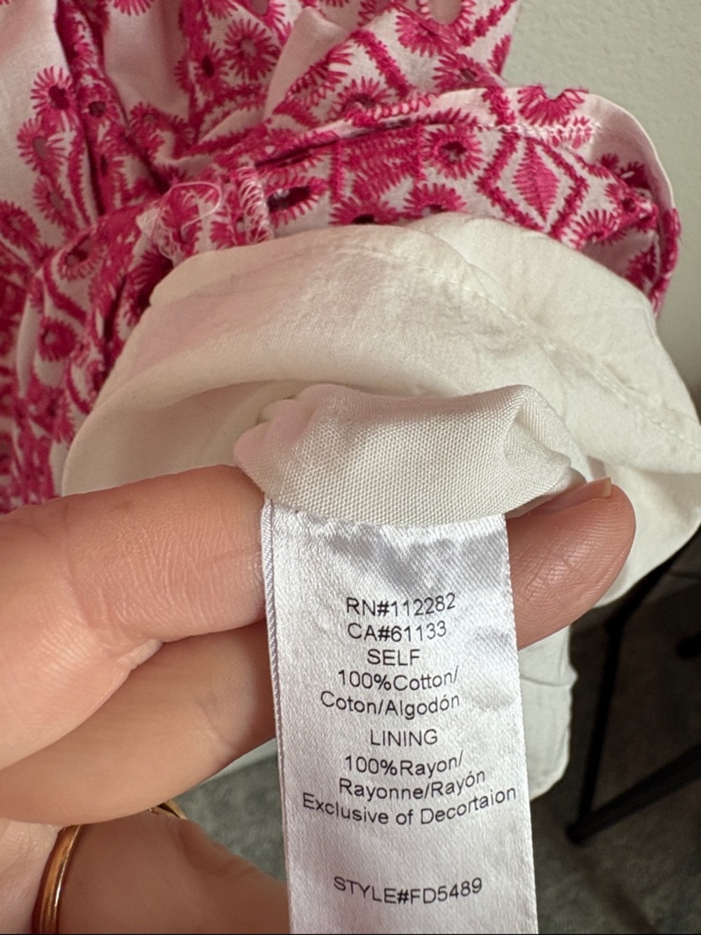 Adelyn Rae Pink Lace Patterned V-Neck Midi Dress with decorative buttons small - Picture 4 of 8